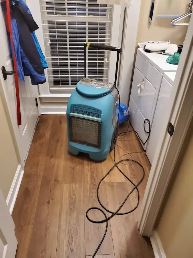 Commercial dehumidifier deployed for Crawl Space Restoration in Crestline